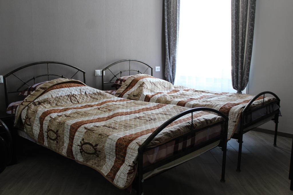 Guest House On Gia Abesadze Street Tbilisi Eksteriør bilde